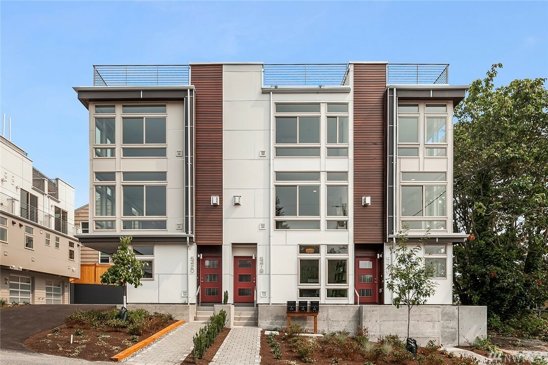 Property Photo: 5420 34th Ave NW WA 98107
