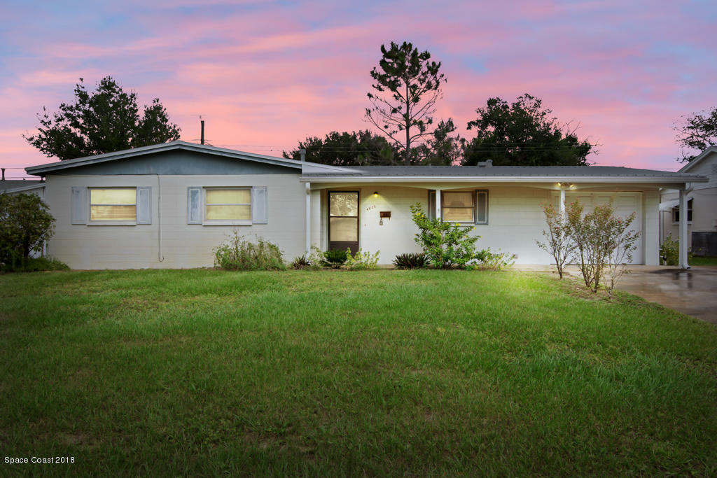 Property Photo:  4825 Key Largo Drive W  FL 32780 