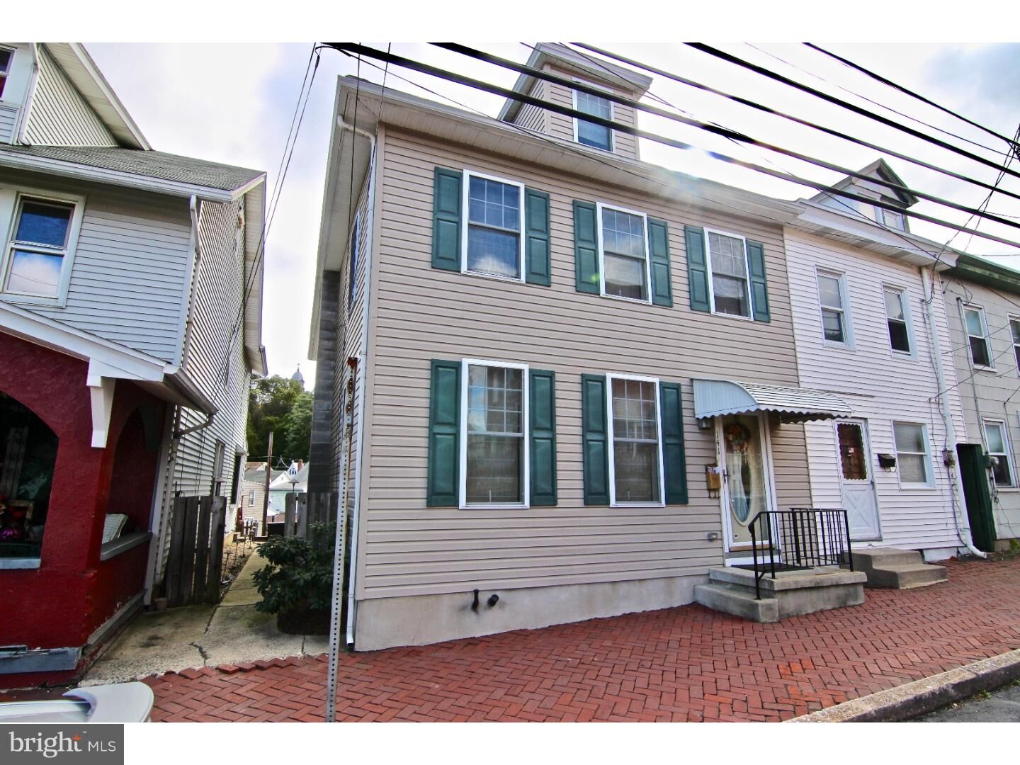 Property Photo:  141 S 3rd Street  PA 17954 