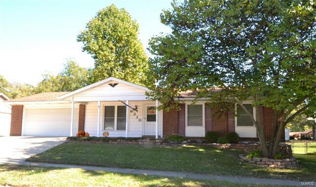 Property Photo: 6310 Peachwood Trail 63129