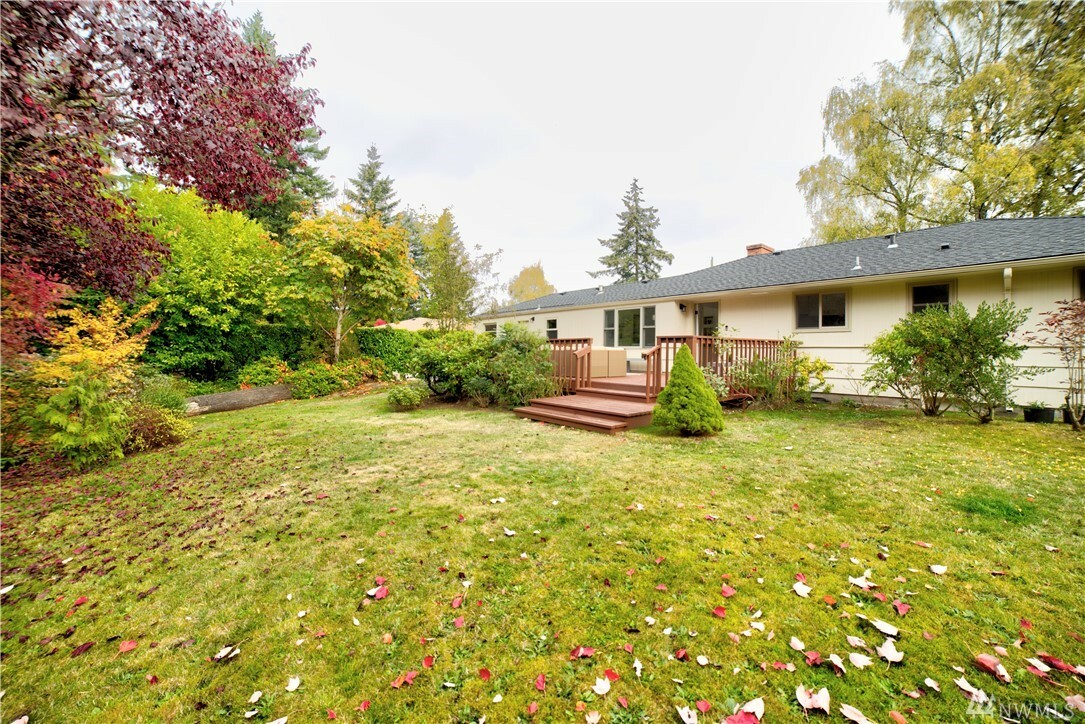 Property Photo:  16603 21st Ave SW  WA 98166 