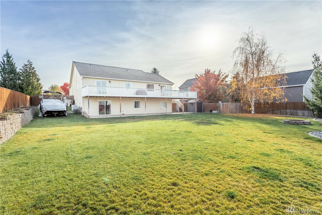Property Photo: 2203 Inglewood Dr WA 98802