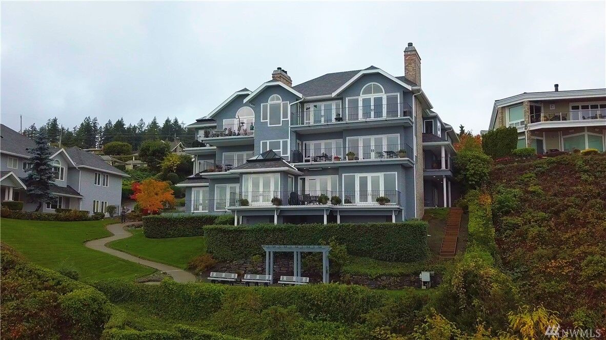 Property Photo:  7221 Soundview Dr 206  WA 98335 