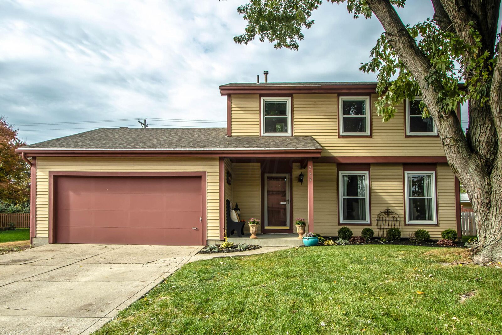 Property Photo:  269 Baker Lake Drive  OH 43081 