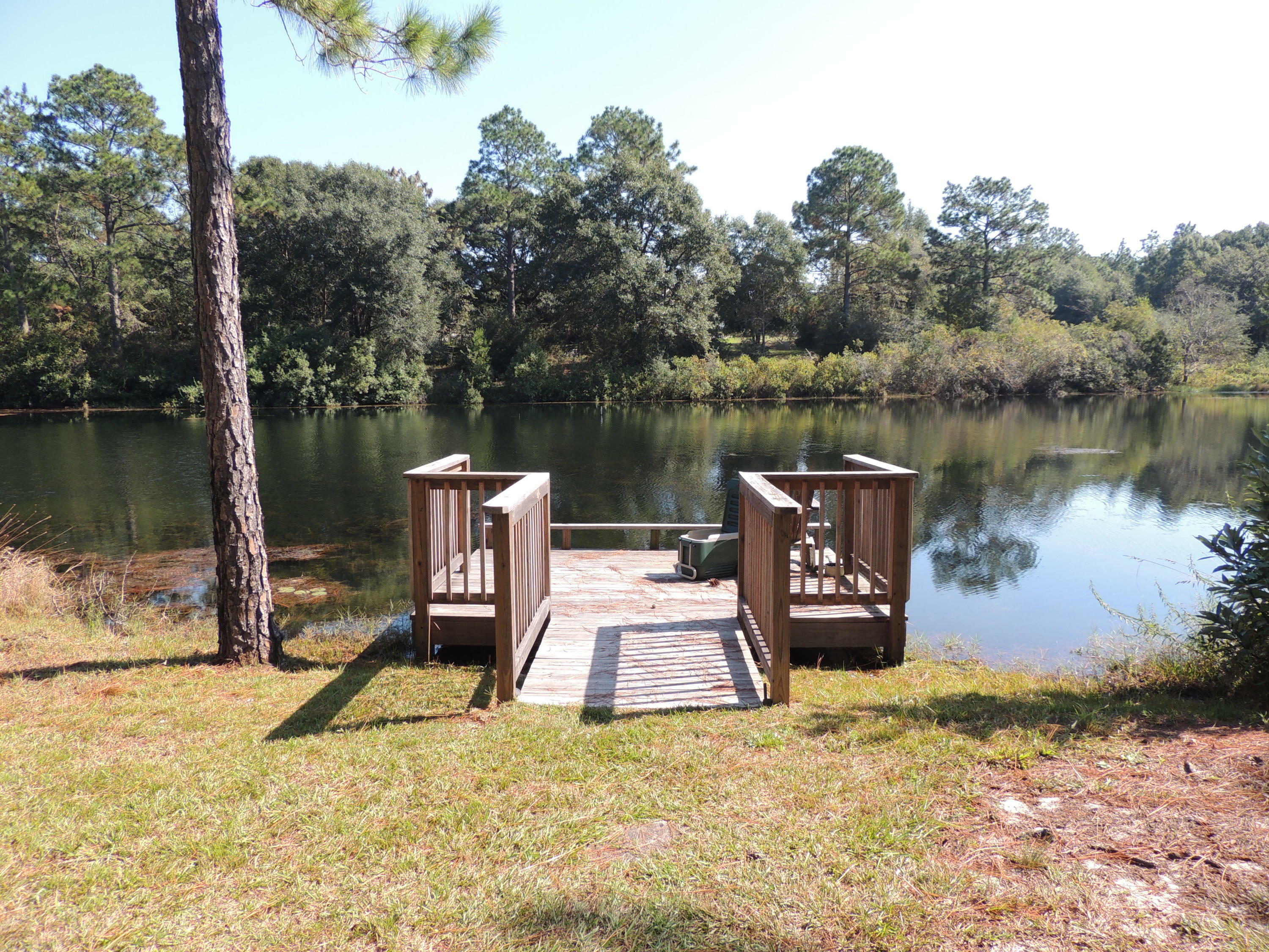 Property Photo:  116 Windsor Drive  FL 32539 