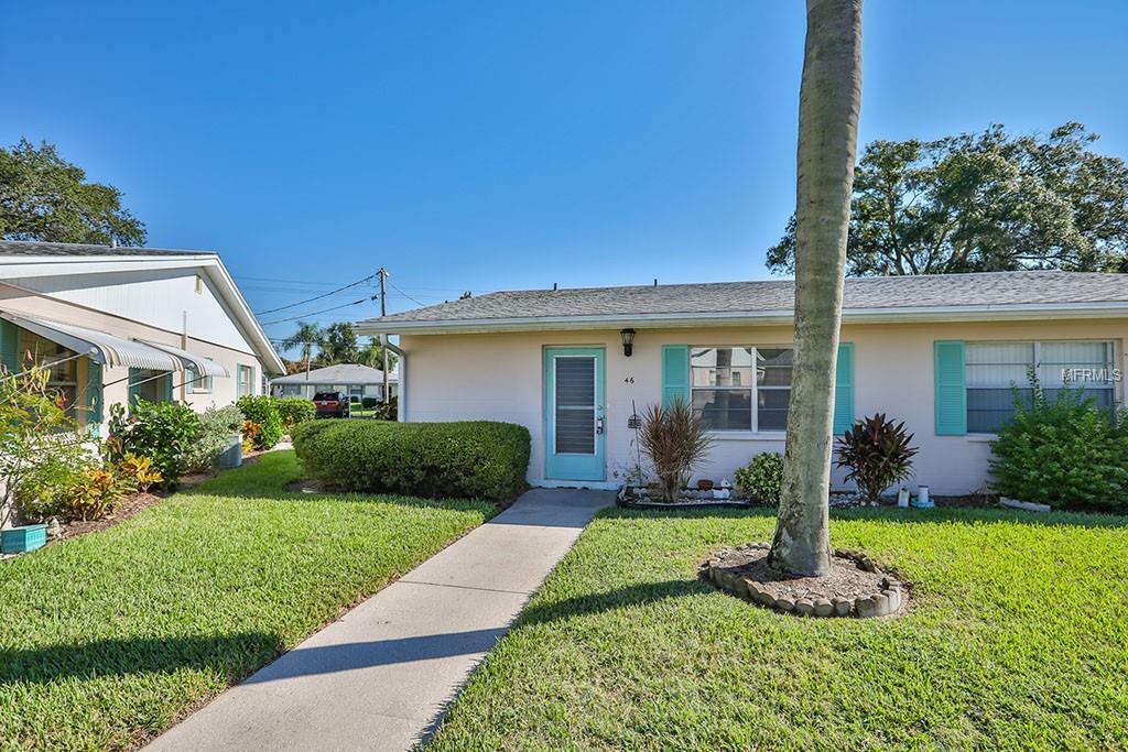 Property Photo:  402 Dorchester Place 46  FL 33573 