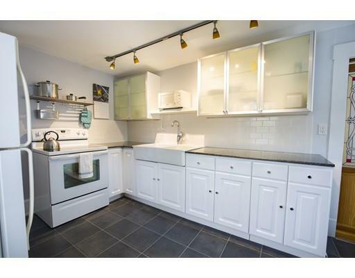 Property Photo: 139 Eddy St MA 01104