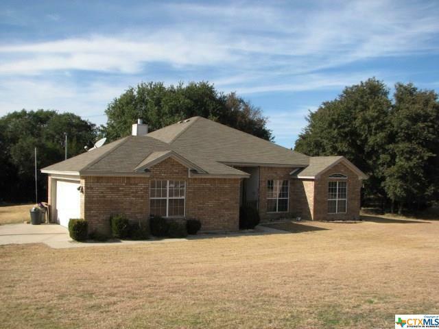 Property Photo:  587 County Road 3351  TX 76539 