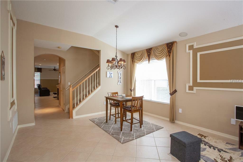 Property Photo: 1135 Napolean Way FL 33544