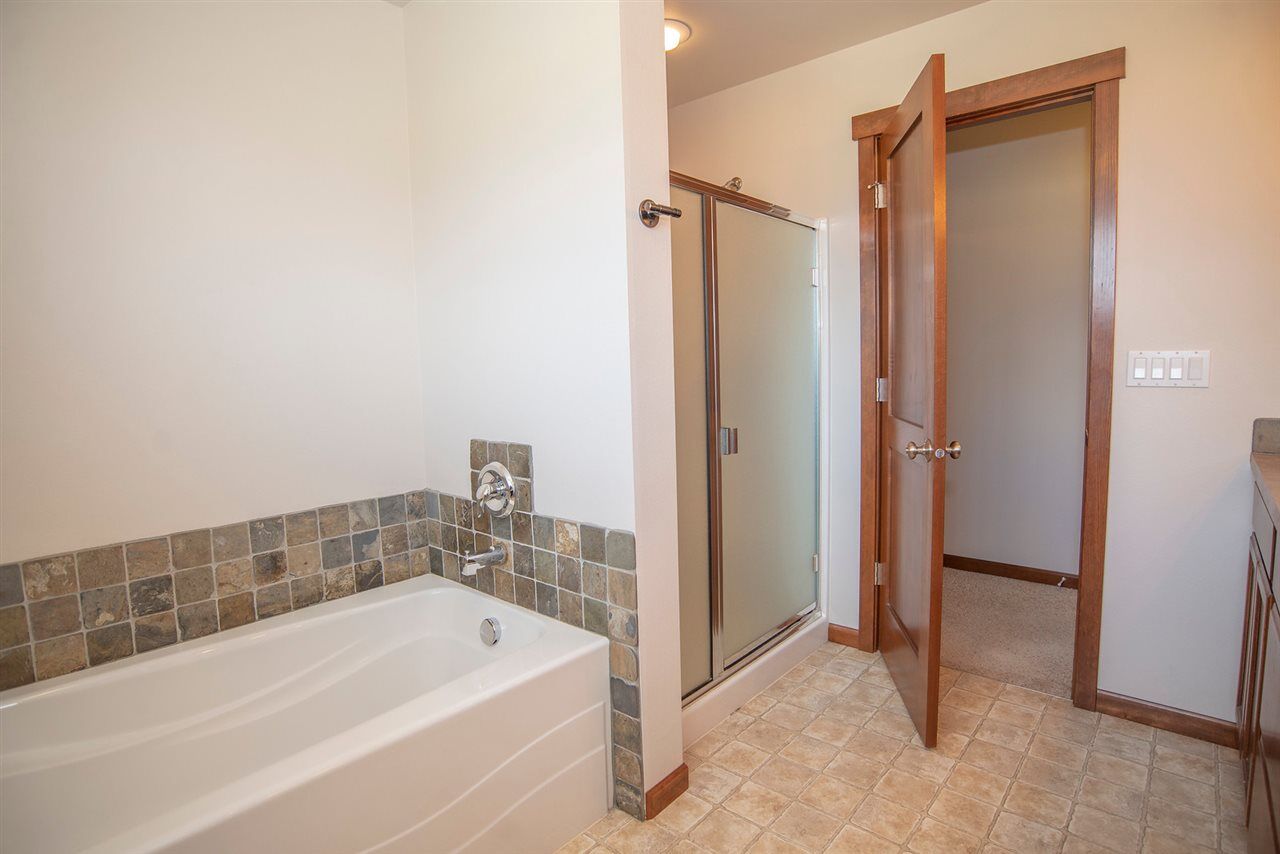 Property Photo: 19900 E Indiana Ave WA 99016-5112