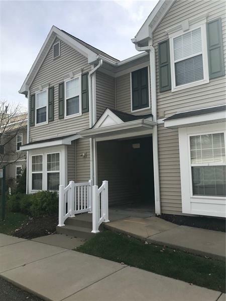 Property Photo: 1106 Lenox Oval PA 15237