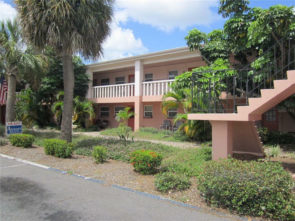 Property Photo: 800 Tyrone Boulevard N E-2 FL 33710