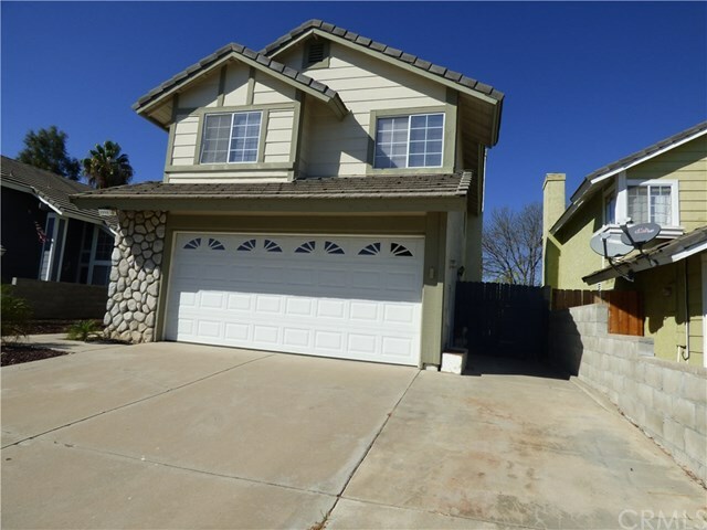 Property Photo:  39985 Falcon Way  CA 92562 