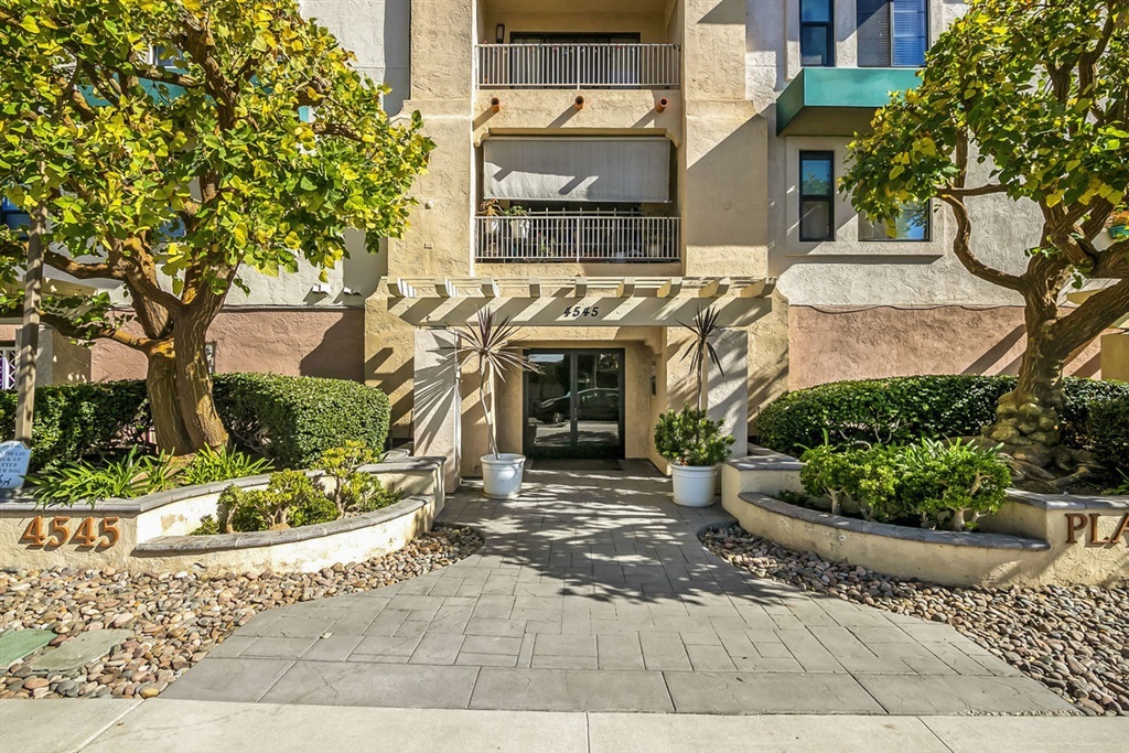 Property Photo: 4545 Arizona St 308 CA 92116