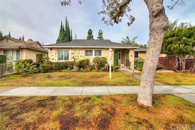 Property Photo:  3009 Knoxville Avenue  CA 90808 