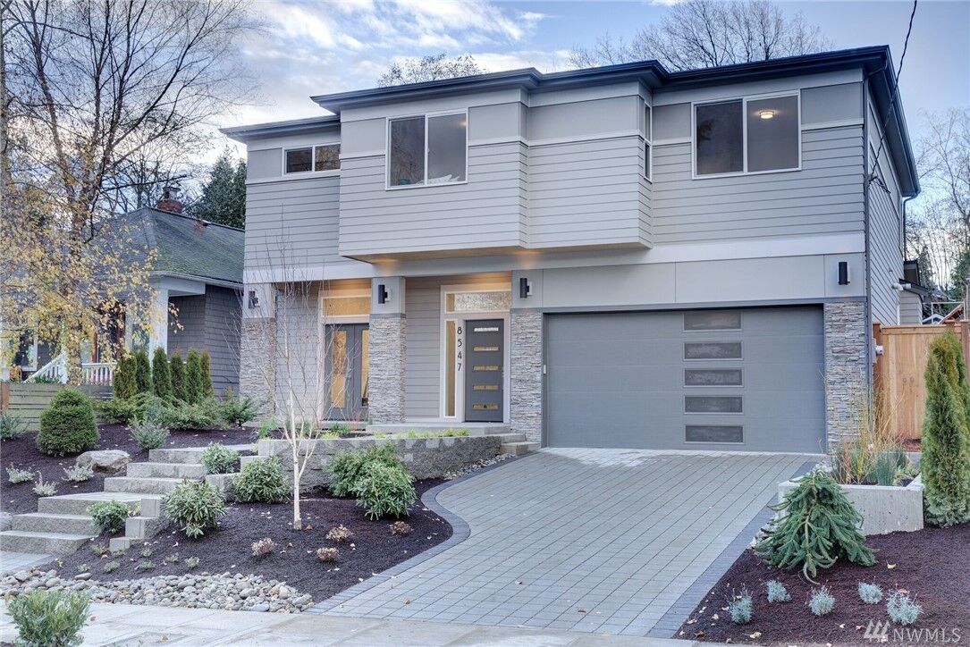Property Photo: 8547 Ashworth Ave N WA 98103