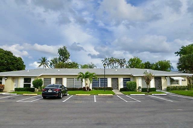 Property Photo: 13730 Via Flora D FL 33484