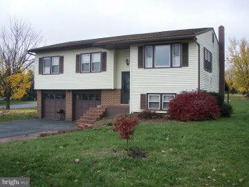 Property Photo:  1697 Grace Avenue  PA 17046 