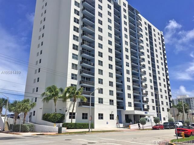 Property Photo: 401 69th St 710 FL 33141