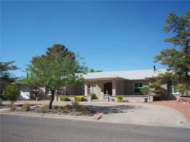 Property Photo: 512 Satellite Drive TX 79912
