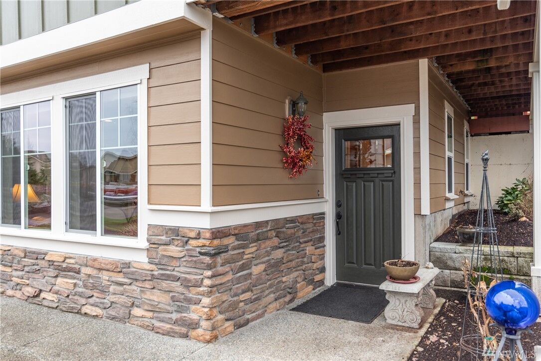 Home for sale in Mount Vernon 2610 River Vista Lane, Mount Vernon, WA