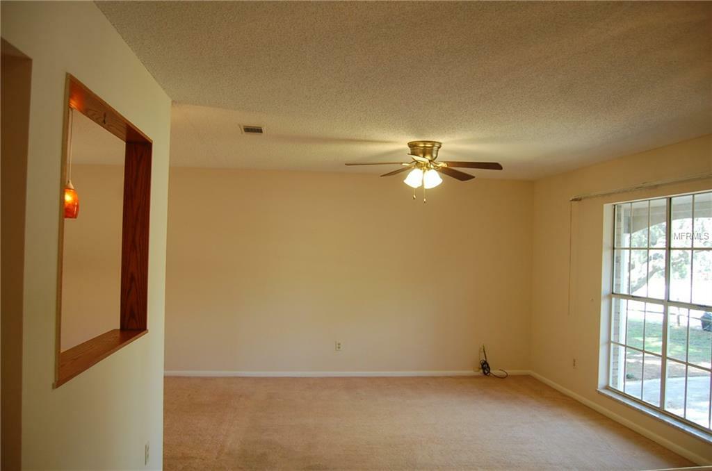 Property Photo:  500 Pineview Street  FL 32701 