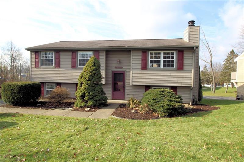 Property Photo: 2602 Fox Chase Ct. PA 15017
