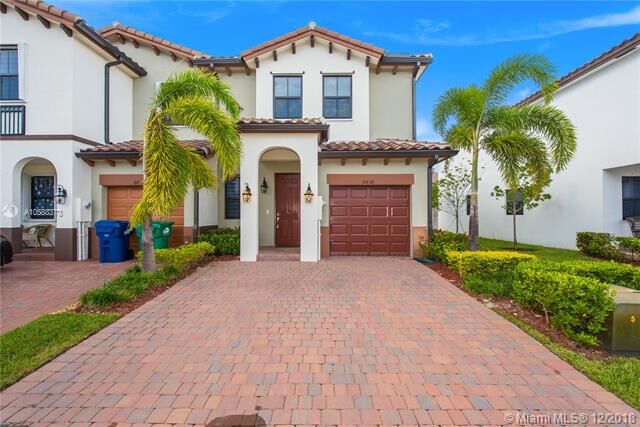Property Photo:  8858 NW 102nd Pl 8858  FL 33178 