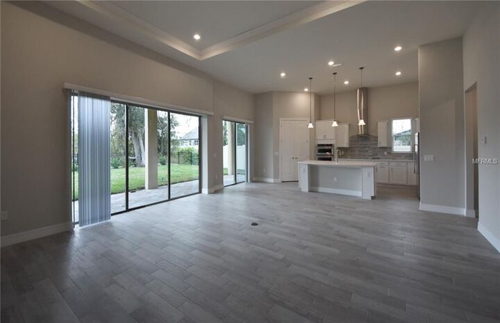 Property Photo: 945 Gelding Lane FL 32765
