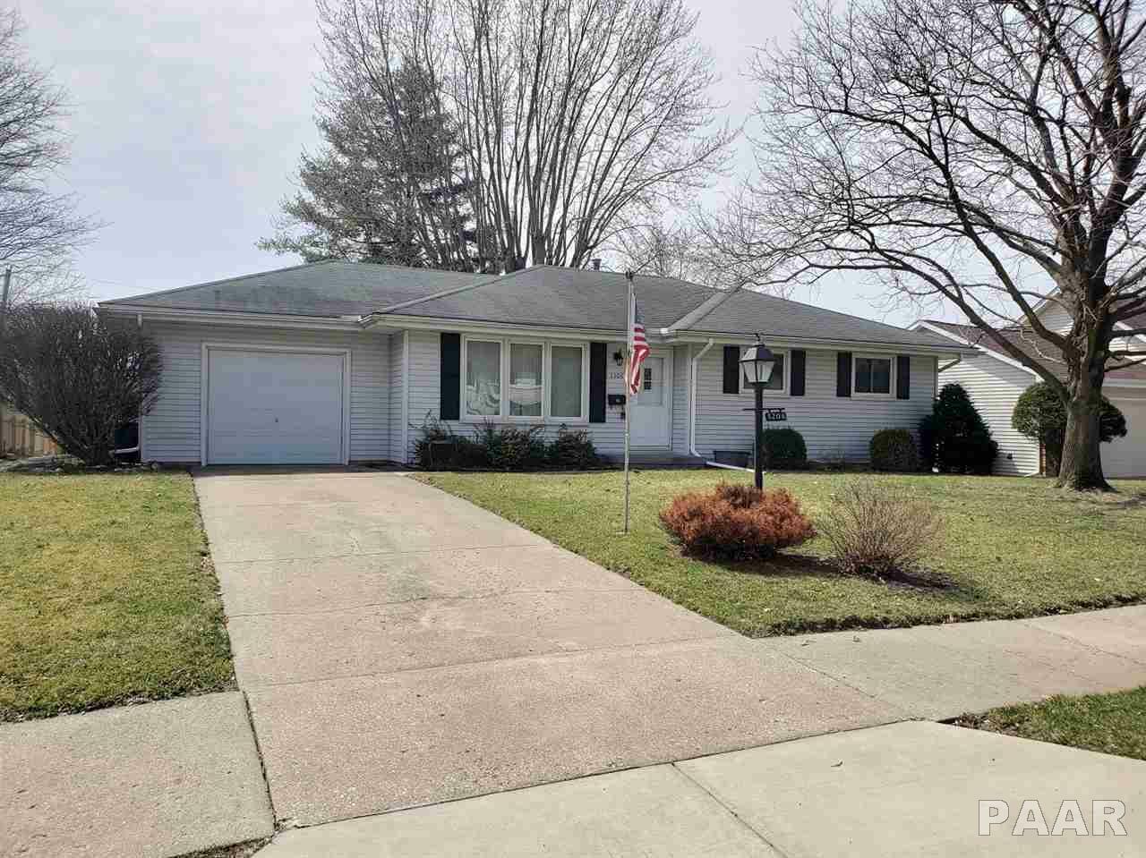 3206 W Birkshire  Peoria IL 61614 photo