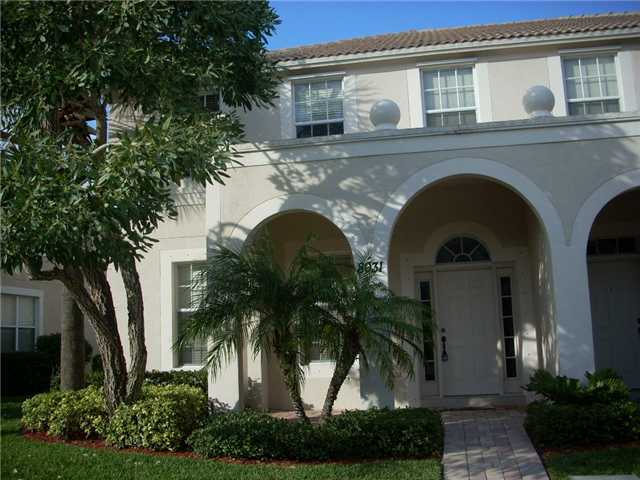 Property Photo:  8031 Murano Circle  FL 33418 