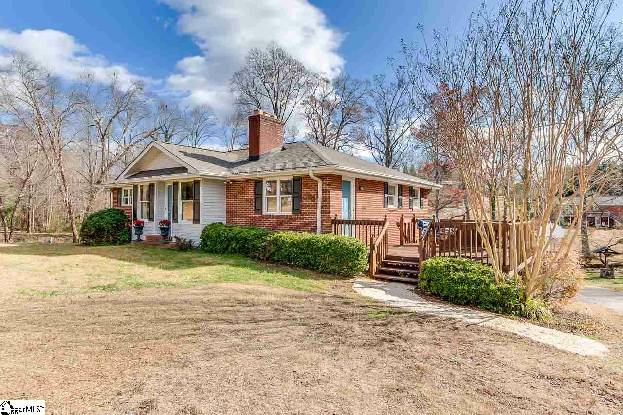 Property Photo:  605 Valley Creek Drive  SC 29651 