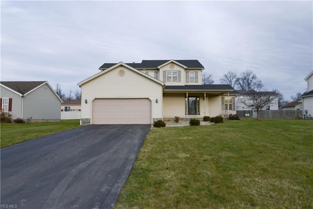 Property Photo: 1203 Cross Drive OH 44515