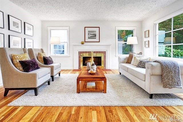 Property Photo:  1277 NE 69th St  WA 98115 