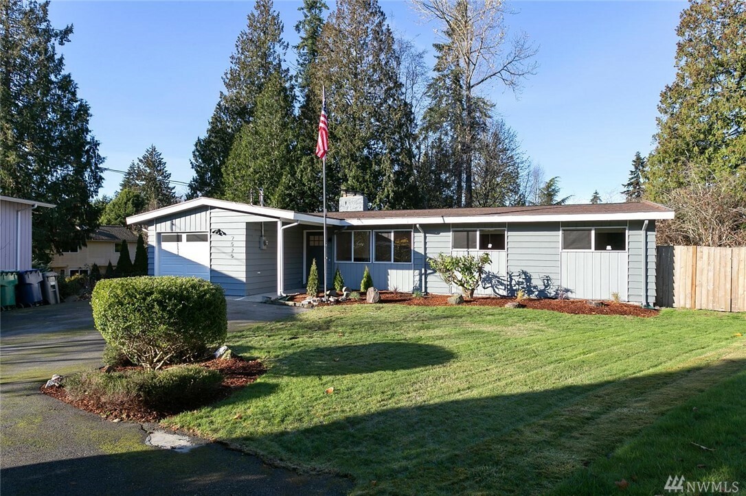 Property Photo:  2525 202nd Place  WA 98036 