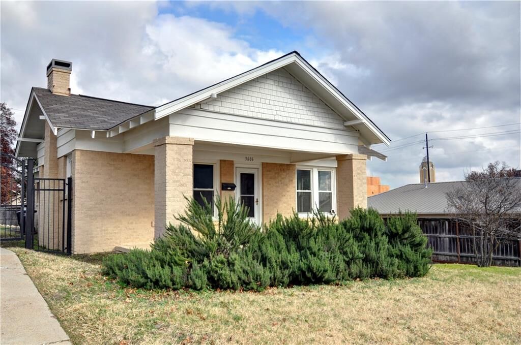 Property Photo:  3606 Crestline Road  TX 76107 