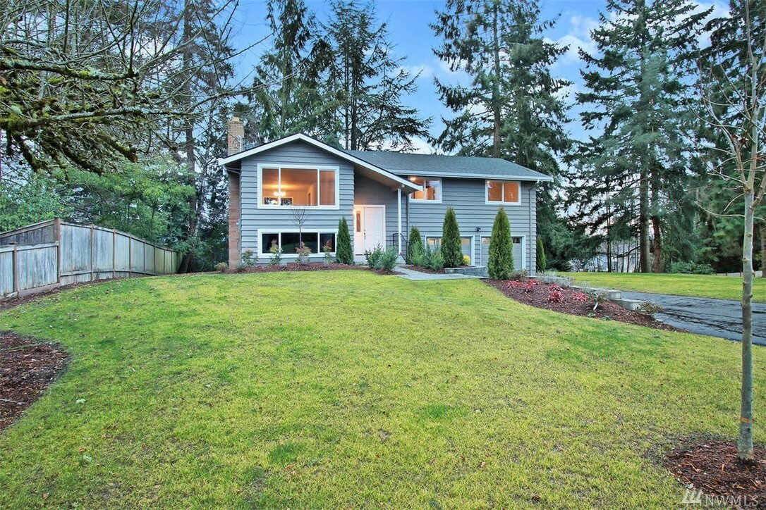 Property Photo:  3818 177th Place SW  WA 98037 