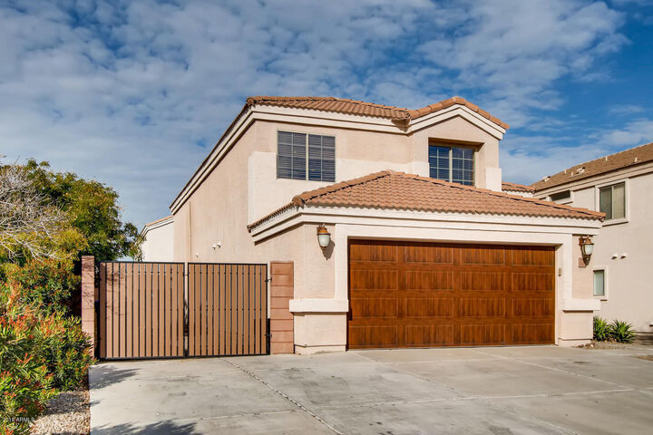 Property Photo:  11472 W Eden McKenzie Drive  AZ 85378 