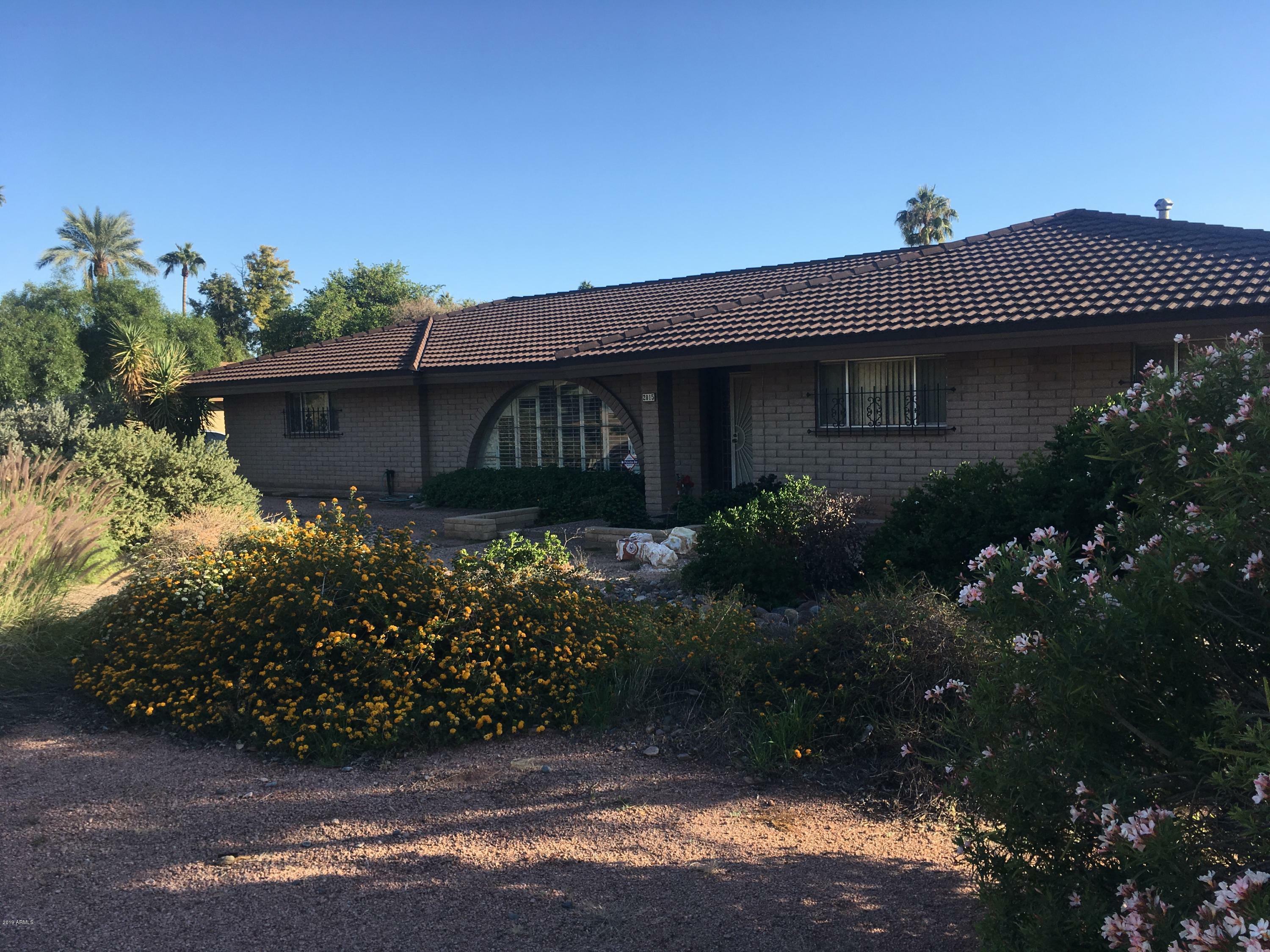 Property Photo:  2015 E Malibu Drive  AZ 85282 