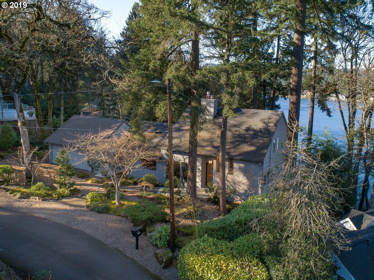 1451 Horseshoe Curv  Lake Oswego OR 97034 photo