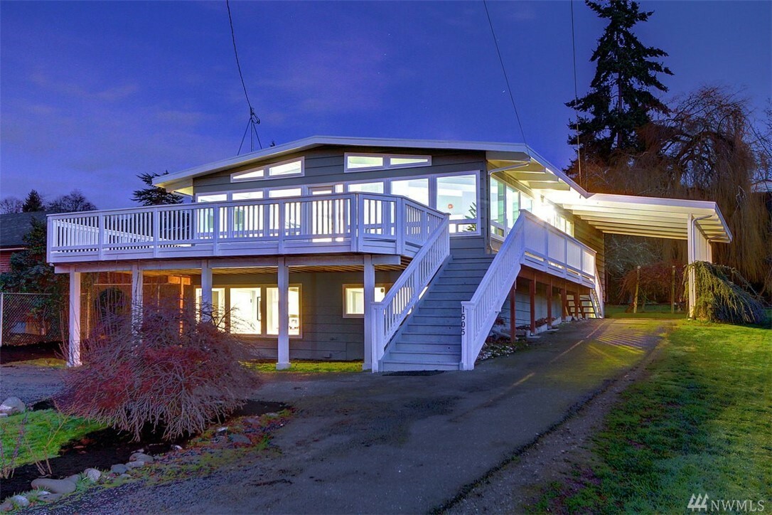 Property Photo:  1505 Mukilteo Blvd  WA 98275 