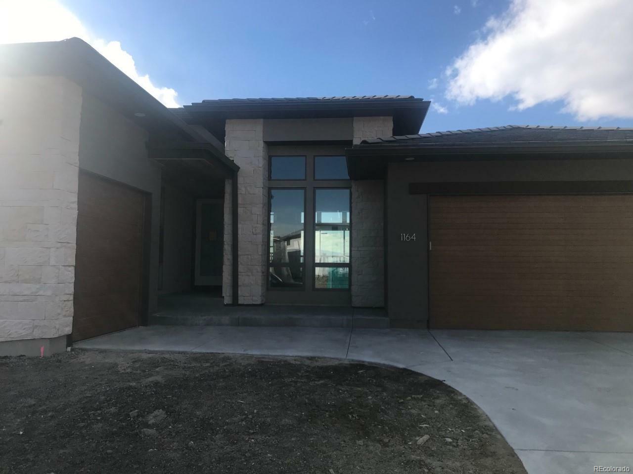 Property Photo:  1164 Lost Elk Circle  CO 80108 