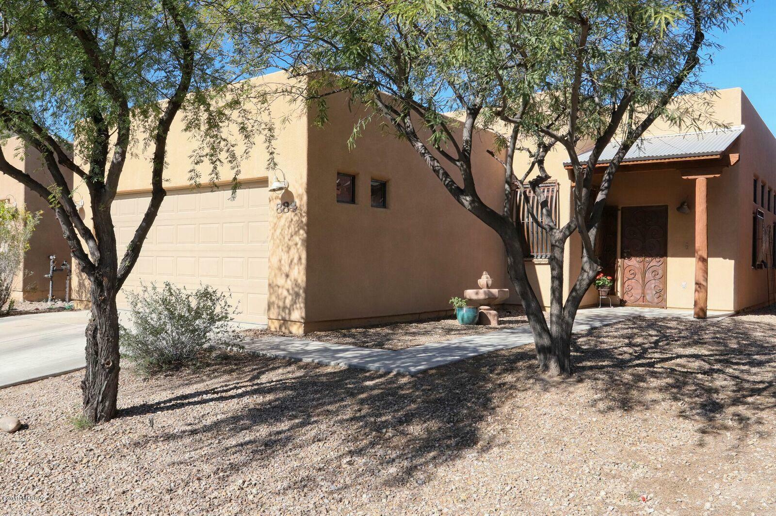 Property Photo:  884 W Placita Estrella Azul  AZ 85713 