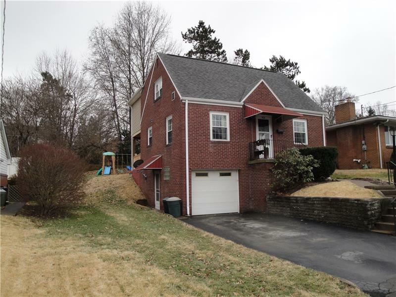 Property Photo:  908 Thomas  PA 15063 