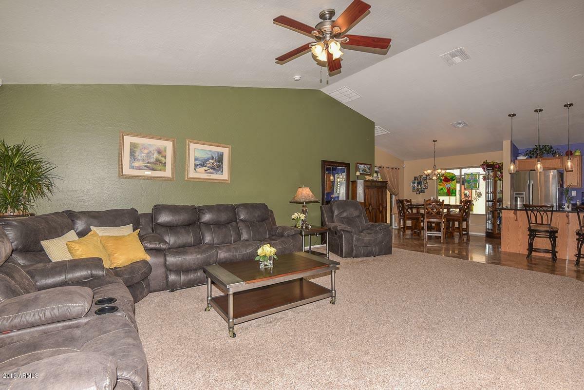 Property Photo:  11724 W Mauna Loa Lane  AZ 85335 