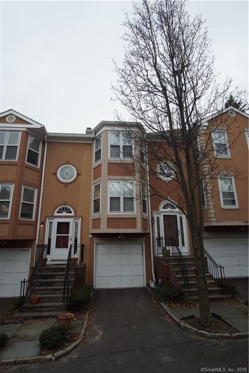Property Photo: 2675 Park Avenue 12 CT 06604
