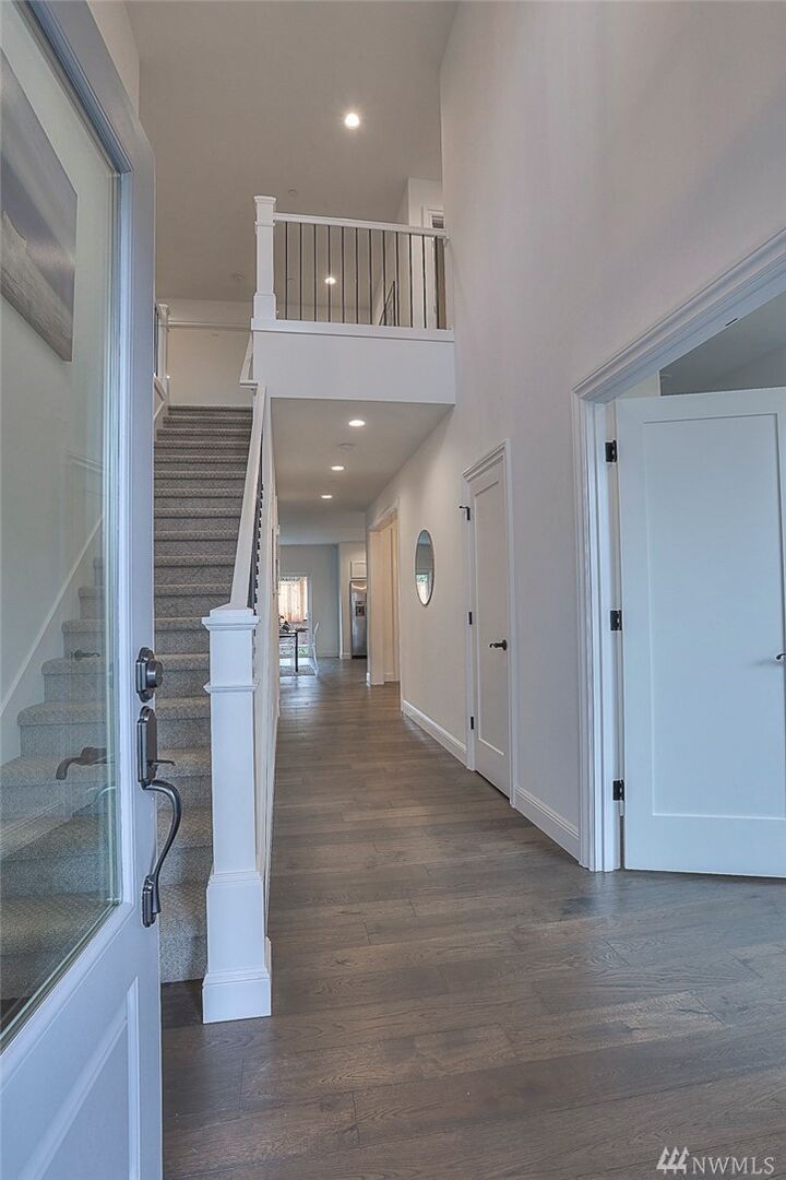 Property Photo: 7725 NE 170th St WA 98028