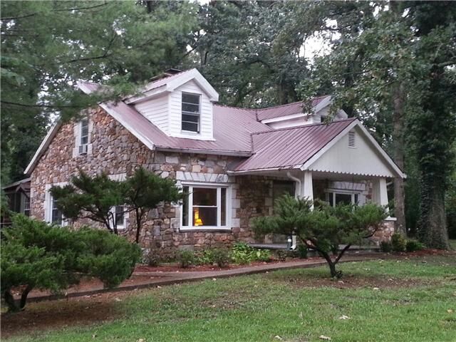 Property Photo:  1382 Dunbar Cave Rd  TN 37043 