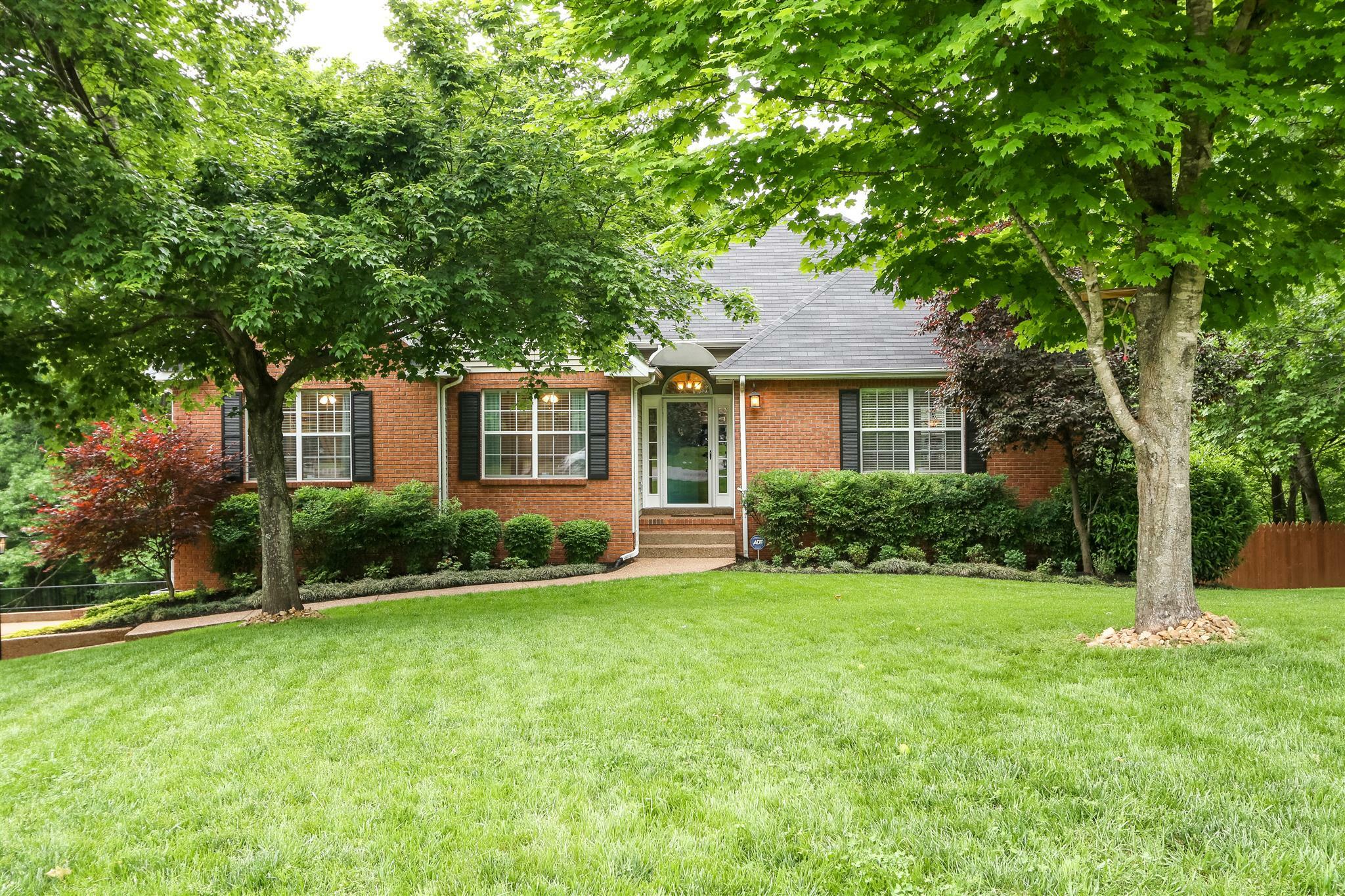 Property Photo: 307 Dorris Ct TN 37075