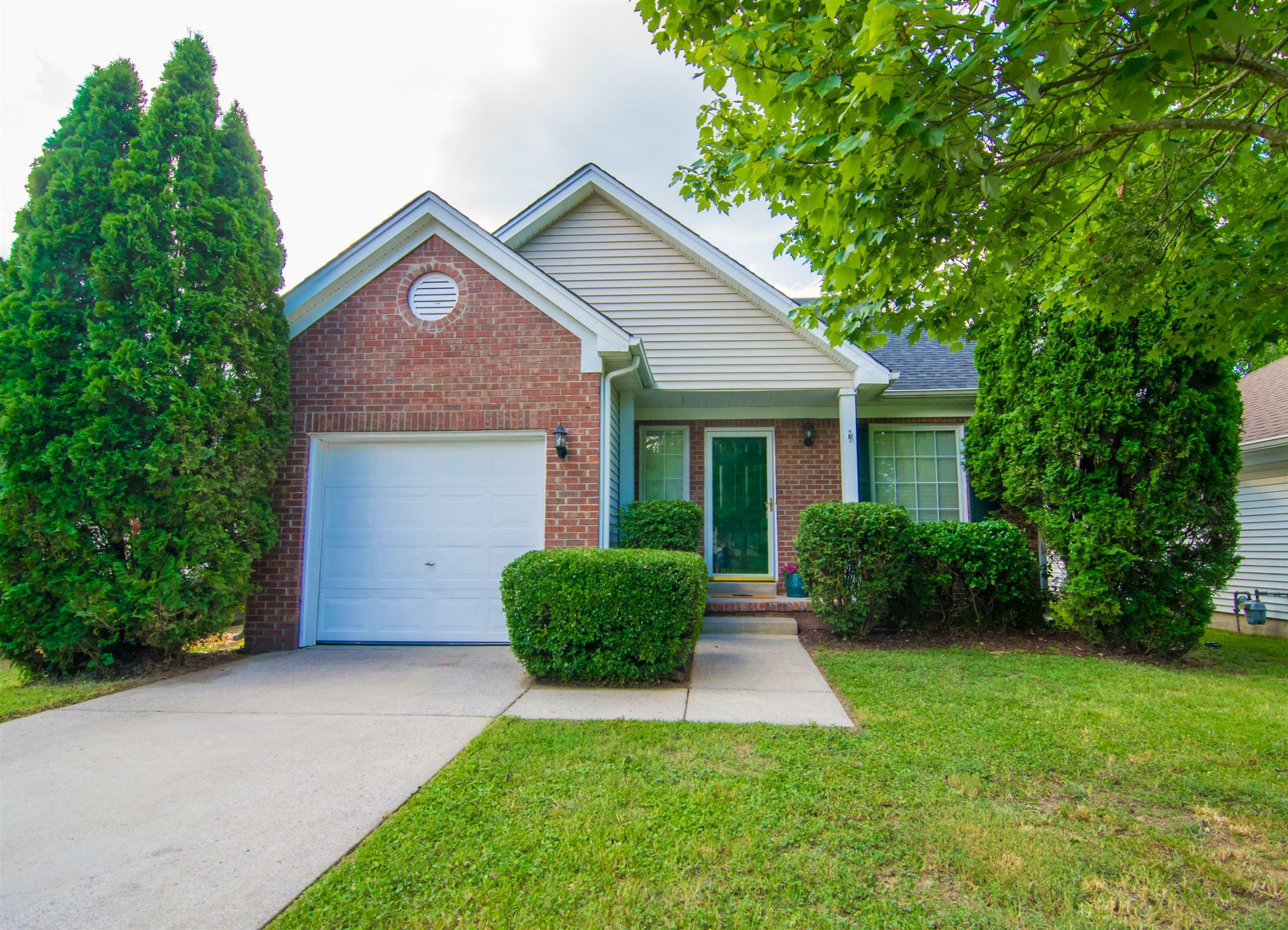 Property Photo: 2913 Delta Queen Dr TN 37214